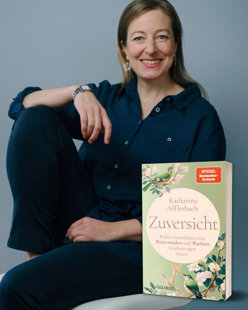 Lila Salon mit Katharina Afflerbach